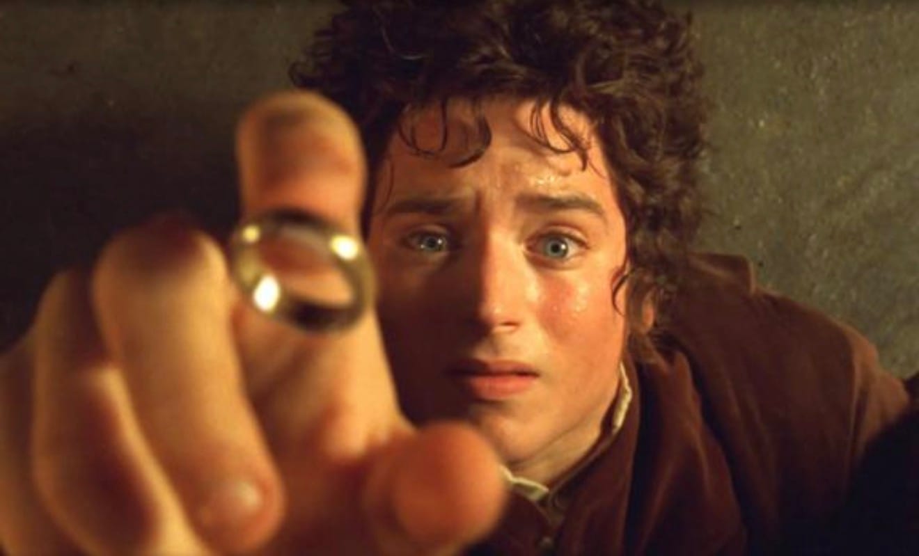 Elijah Woods in The Lord of the Rings: The Fellowship of the Ring (New Line Cinema, 2001).
